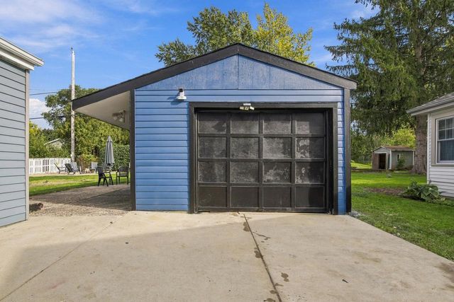 W166N8570 Theodore AVENUE, Menomonee Falls, WI 53051