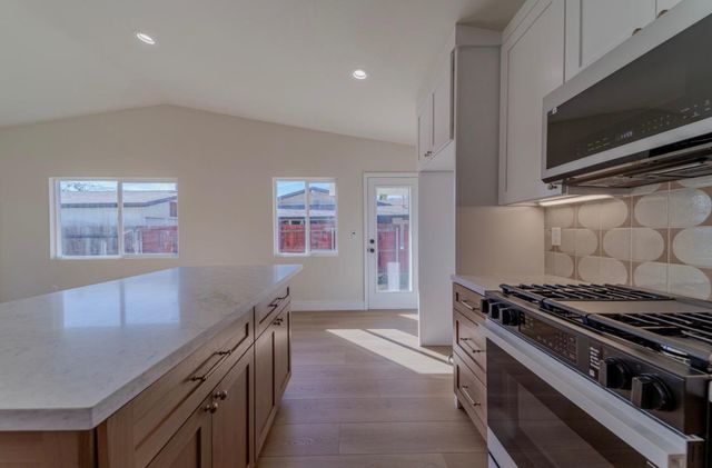 3920 Floral Drive, North Highlands, CA 95660