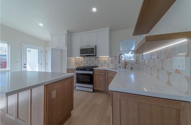 3920 Floral Drive, North Highlands, CA 95660