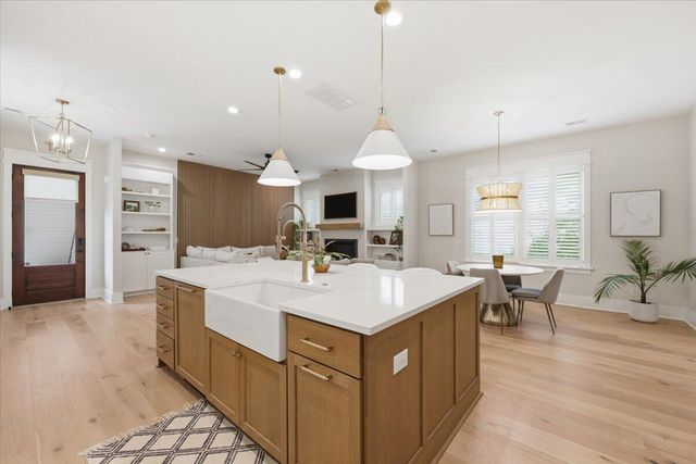 532 Fleming Road, Charleston, SC 29412