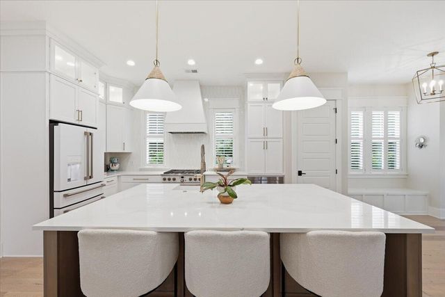 532 Fleming Road, Charleston, SC 29412