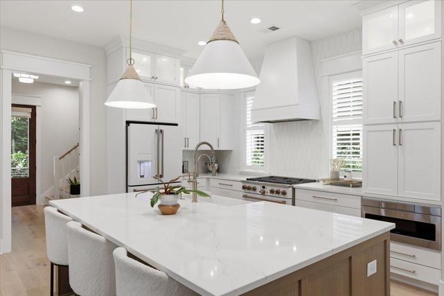 532 Fleming Road, Charleston, SC 29412