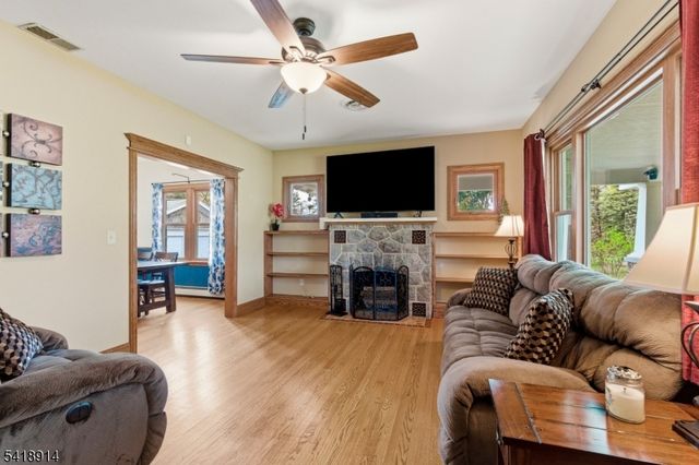 1316 Belvidere Rd, Lopatcong Twp., NJ 08865