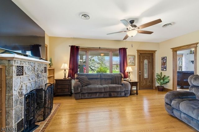 1316 Belvidere Rd, Lopatcong Twp., NJ 08865