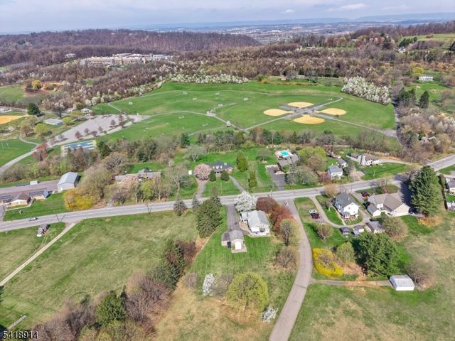 1316 Belvidere Rd, Lopatcong Twp., NJ 08865