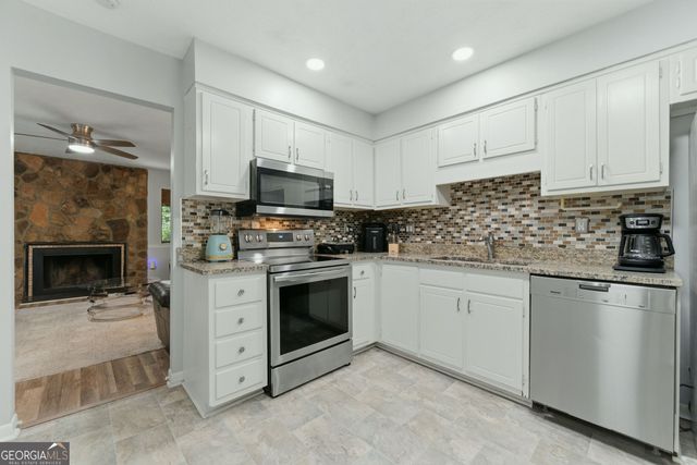 2893 Torreya Way SE, Marietta, GA 30067
