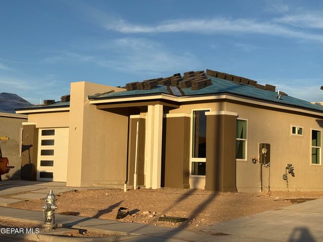 1816 Preakness Street, El Paso, TX 79928