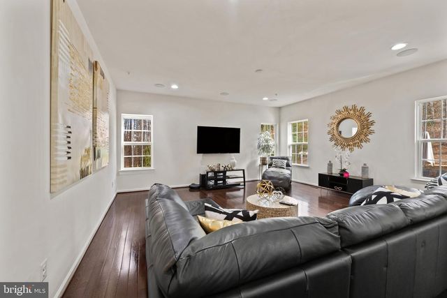 17857 SUGARBERRY RD, Dumfries, VA 22026