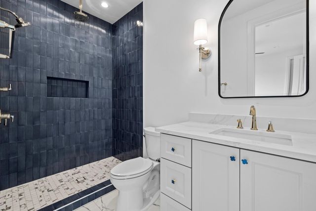 701 Hi Cir North A, Horseshoe Bay, TX 78657