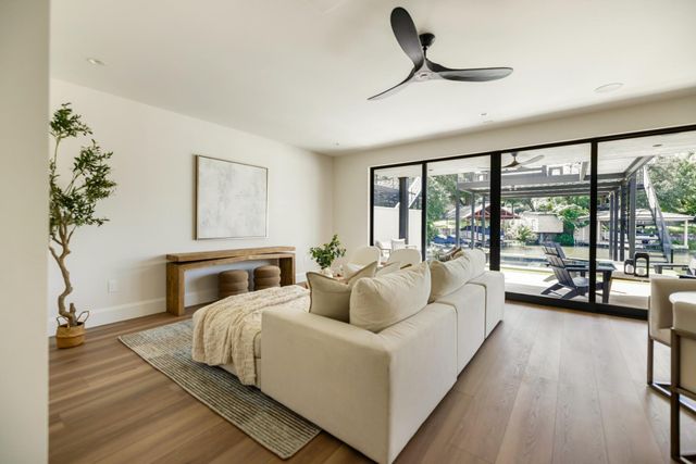 701 Hi Cir North A, Horseshoe Bay, TX 78657