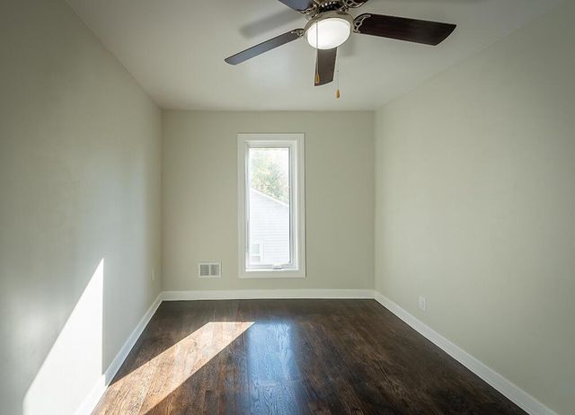 4810 16th AVENUE, Kenosha, WI 53140