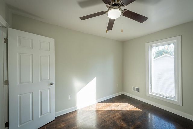 4810 16th AVENUE, Kenosha, WI 53140