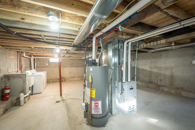 4810 16th AVENUE, Kenosha, WI 53140