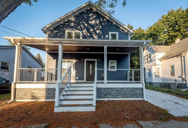 4810 16th AVENUE, Kenosha, WI 53140