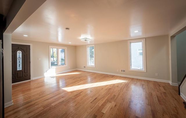 4810 16th AVENUE, Kenosha, WI 53140