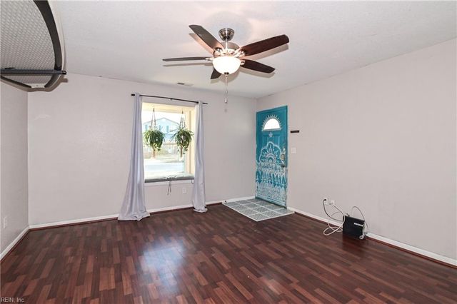 1224 Eaglewood DR, Virginia Beach, VA 23454