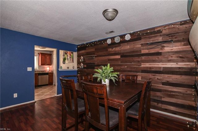 1224 Eaglewood DR, Virginia Beach, VA 23454