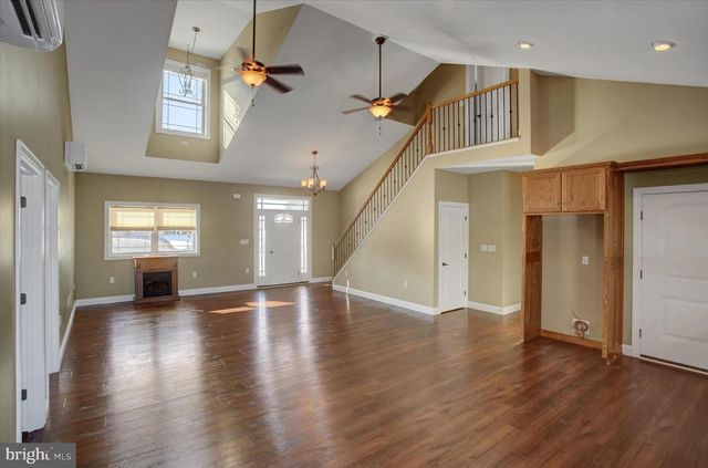 702 SOUTHWOOD DRIVE, Shippensburg, PA 17257