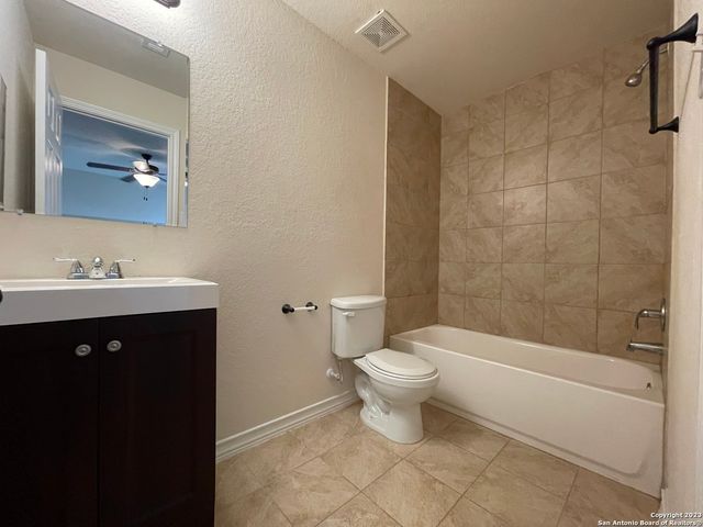 16828 Showdown Path Unit 3, Selma, TX 78154