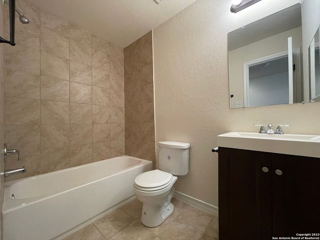 16828 Showdown Path Unit 3, Selma, TX 78154