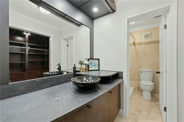 4266 Roswell Road NE F2, Atlanta, GA 30342