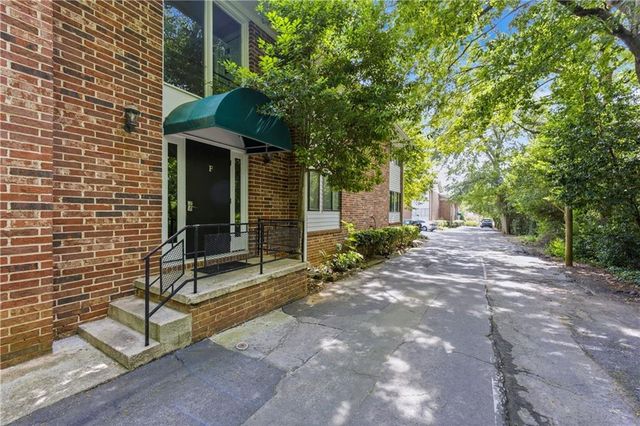 4266 Roswell Road NE F2, Atlanta, GA 30342