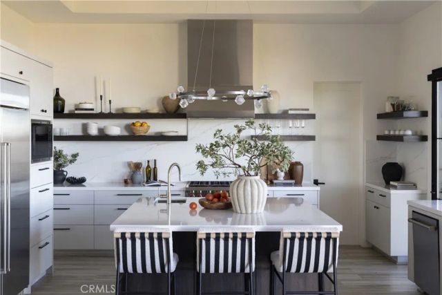 292 Ponderosa Peak Road, Lake Arrowhead, CA 92352