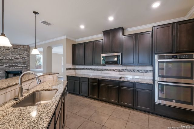 5119 ESCUDERO, San Antonio, TX 78261