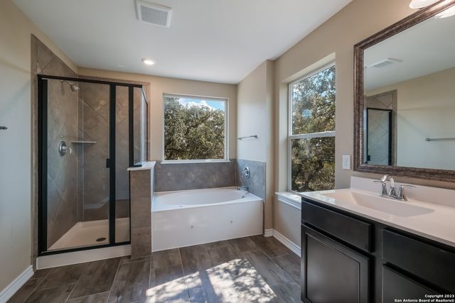 5119 ESCUDERO, San Antonio, TX 78261