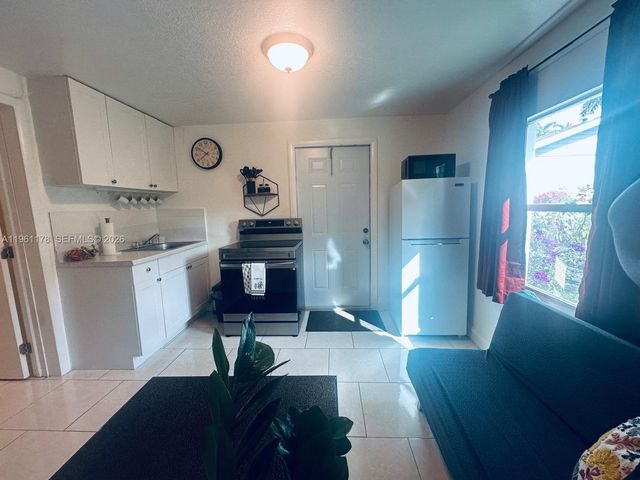 1533 SW 29th Ave 1, Fort Lauderdale, FL 33312