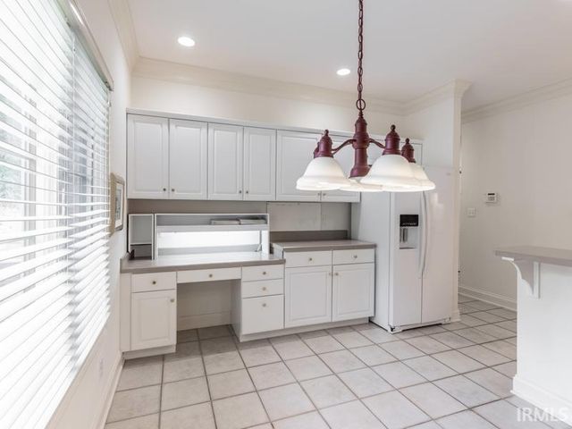 712 Cobblestone Drive, Evansville, IN 47715