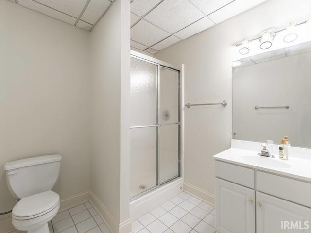 712 Cobblestone Drive, Evansville, IN 47715