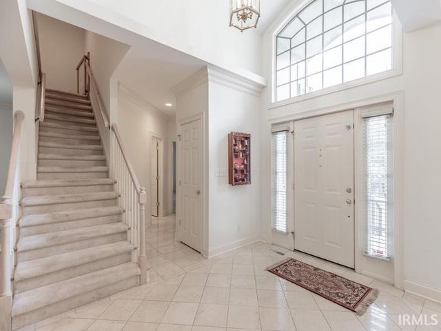 712 Cobblestone Drive, Evansville, IN 47715