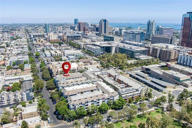 720 W 4th 318, Long Beach, CA 90802