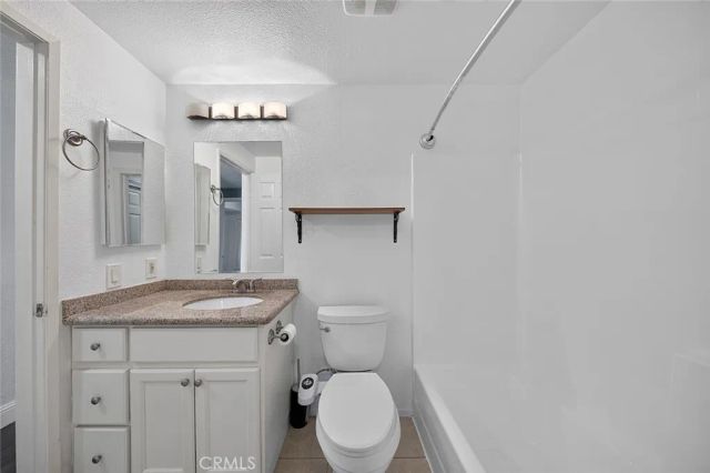 720 W 4th 318, Long Beach, CA 90802