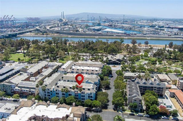 720 W 4th 318, Long Beach, CA 90802