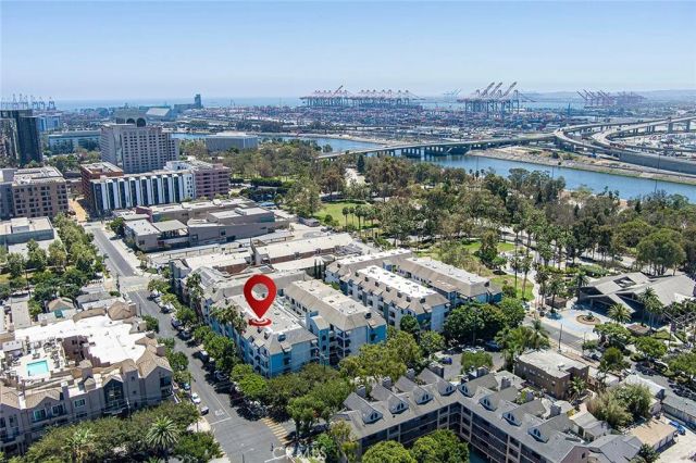 720 W 4th 318, Long Beach, CA 90802