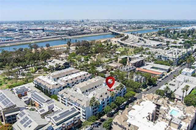 720 W 4th 318, Long Beach, CA 90802