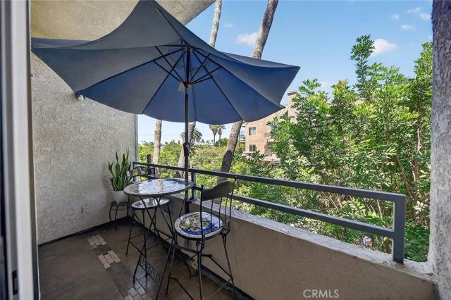 720 W 4th 318, Long Beach, CA 90802