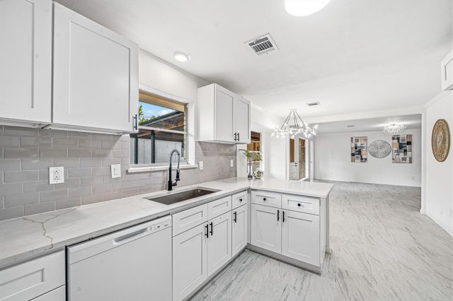 111 Princess Drive, Houston, TX 77034