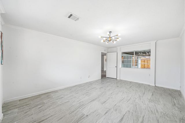111 Princess Drive, Houston, TX 77034