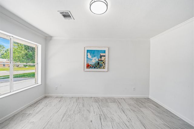 111 Princess Drive, Houston, TX 77034