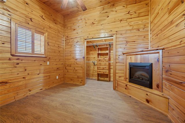 1175 Old 1396 North, Telephone, TX 75488