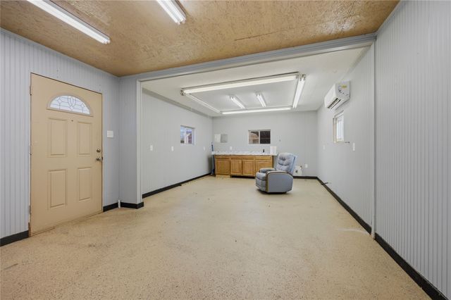 1175 Old 1396 North, Telephone, TX 75488