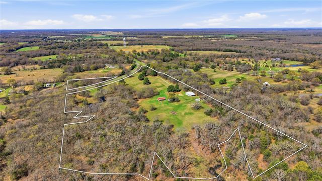 1175 Old 1396 North, Telephone, TX 75488