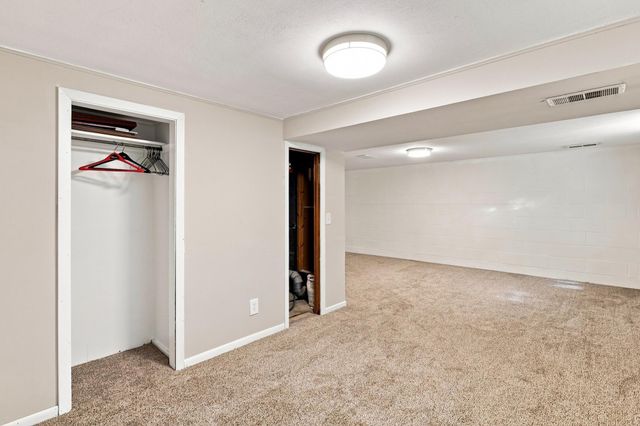 16403 Seymour Drive, Minnetonka, MN 55345