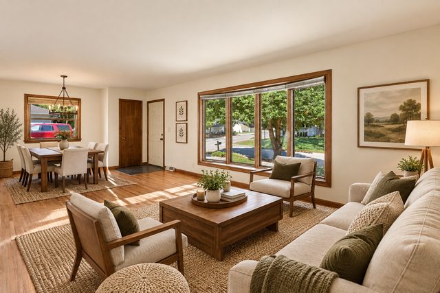 16403 Seymour Drive, Minnetonka, MN 55345
