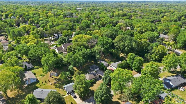 16403 Seymour Drive, Minnetonka, MN 55345