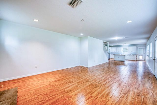 17321 SIMMONS ROAD, Lutz, FL 33548