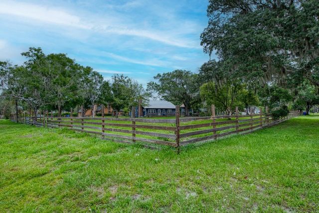 17321 SIMMONS ROAD, Lutz, FL 33548